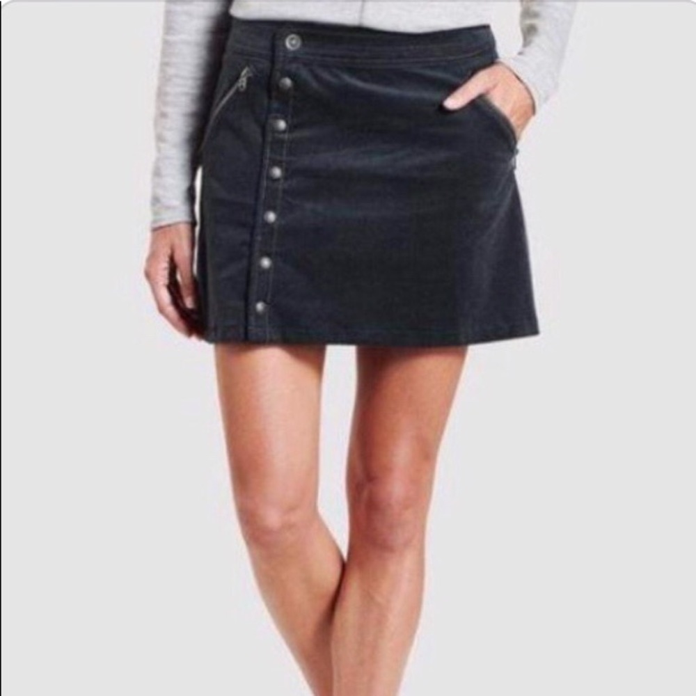 KUHL Streamline Corduroy Skirt Stretch Snap - Picture 1 of 8